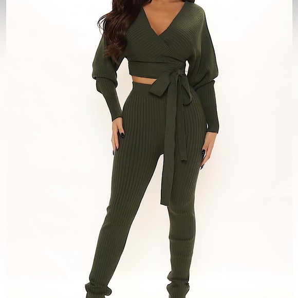 Sweater Legging & Top Set - Picture 1 of 4